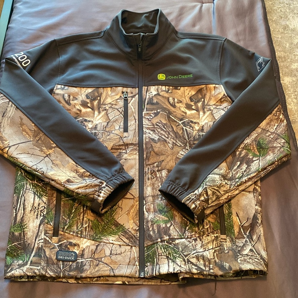 DDX DriDuck John Deere water proof jacket.